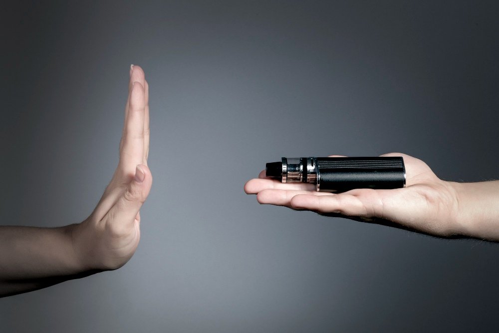 How to Protect Your Oral Health if You Vape